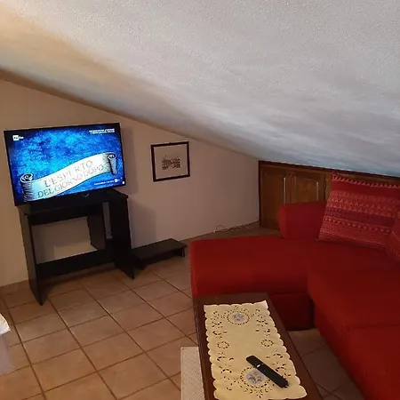 Apartment Mansardina Il Girasole